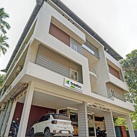 Sreepathi Nirmalyam 400 Mts From Guruvayoor Temple Ξενοδοχείο Guruvāyūr Εξωτερικό φωτογραφία